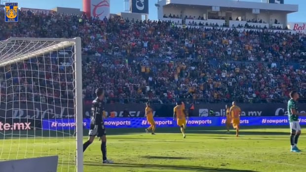 Pitchside: Gignac reaches 150-goal milestone with brace vs San Luis